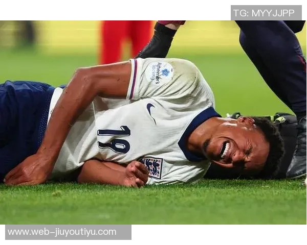 姆巴佩因脚踝扭伤缺席法国队首场训练正在积极接受治疗